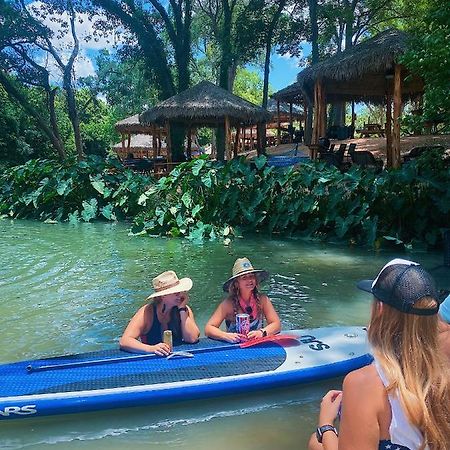 MarionSon'S Rio Cibolo Birdhouse Cabin #11 Beautiful Creek Front Cabins And Cabanas!别墅 外观 照片