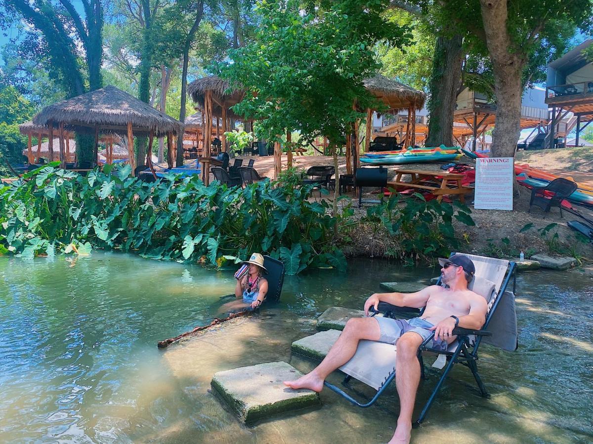 MarionSon'S Rio Cibolo Birdhouse Cabin #11 Beautiful Creek Front Cabins And Cabanas!别墅 外观 照片