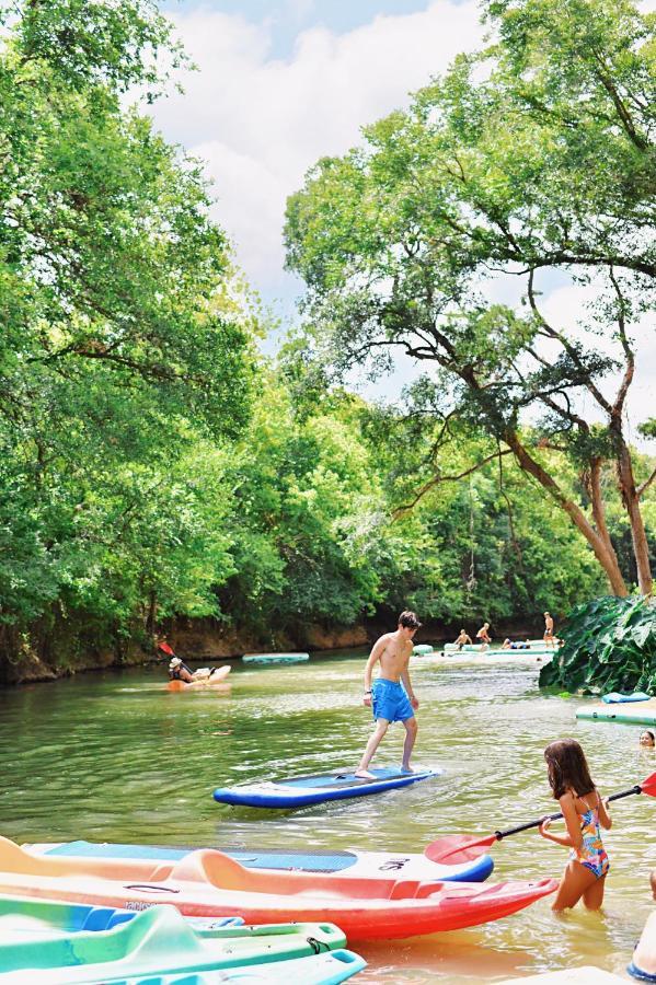 MarionSon'S Rio Cibolo Birdhouse Cabin #11 Beautiful Creek Front Cabins And Cabanas!别墅 外观 照片