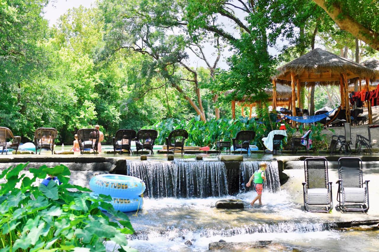 MarionSon'S Rio Cibolo Birdhouse Cabin #11 Beautiful Creek Front Cabins And Cabanas!别墅 外观 照片