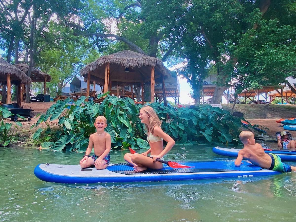 MarionSon'S Rio Cibolo Birdhouse Cabin #11 Beautiful Creek Front Cabins And Cabanas!别墅 外观 照片