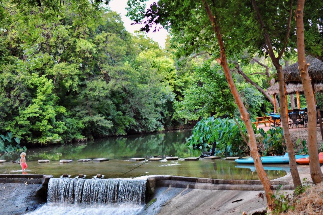 MarionSon'S Rio Cibolo Birdhouse Cabin #11 Beautiful Creek Front Cabins And Cabanas!别墅 外观 照片